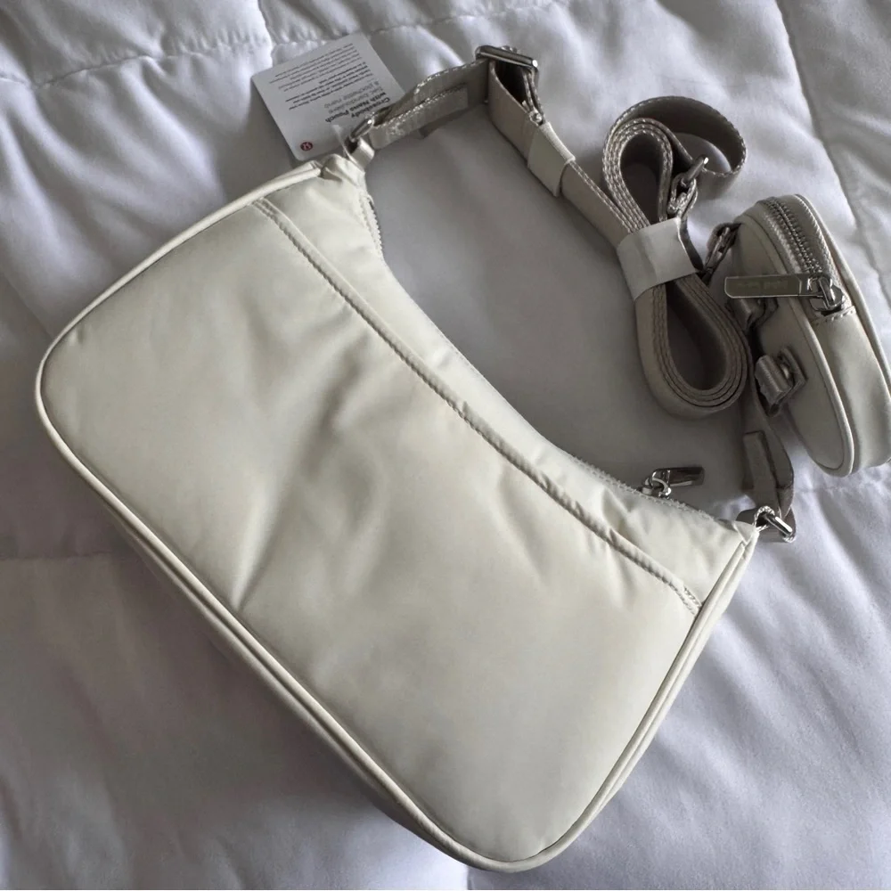 🆕✨ Lululemon Crossbody Bag with Nano Pouch - Bone